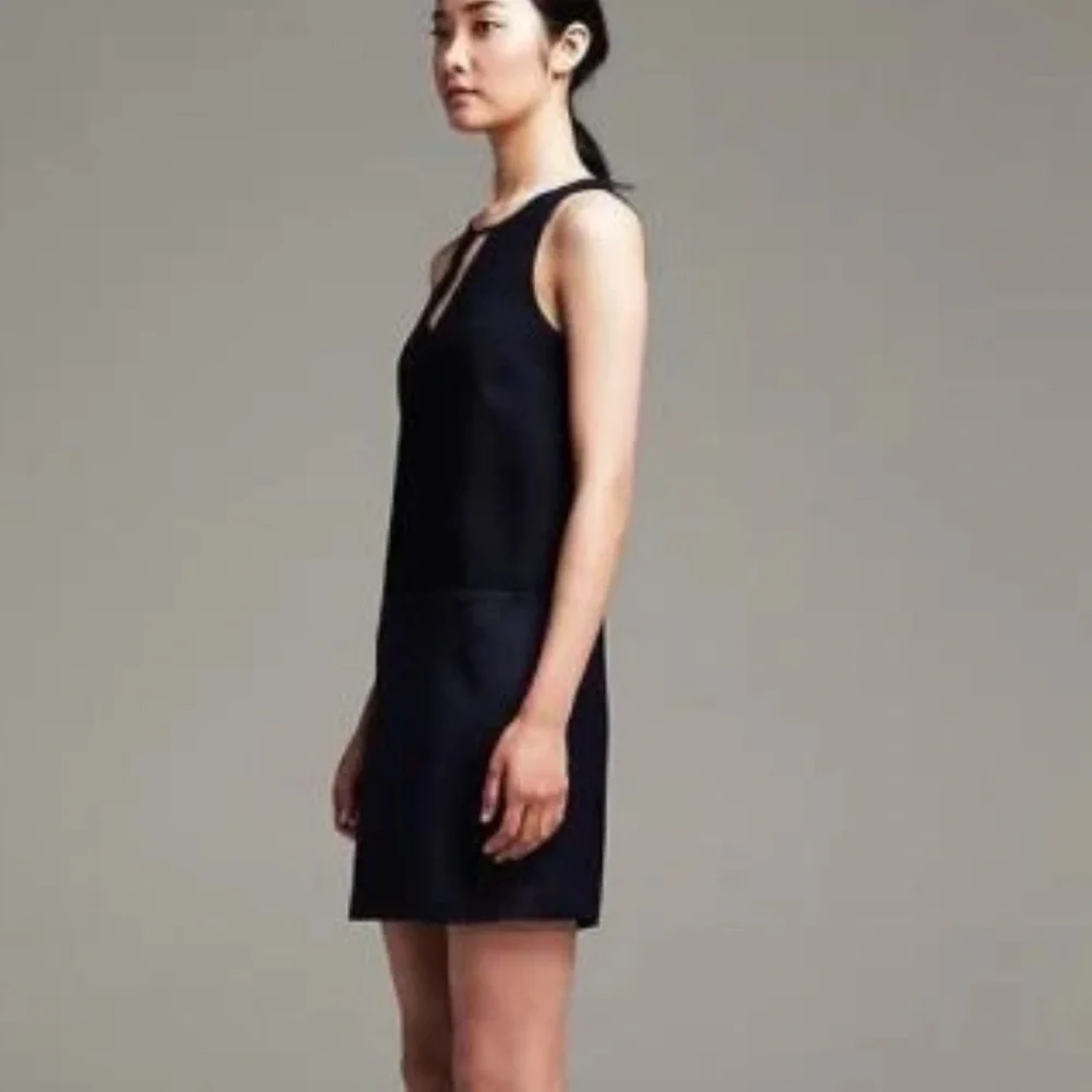 Banana Republic Crepe Swing Navy Dress Size 12 - Picture 7 of 9